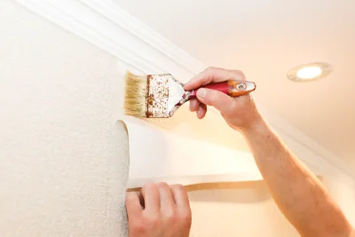 Pose de papier peint à Haute-Kontz — revêtements muraux et toiles de verre